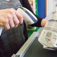 掃碼槍選型策略：四大品牌優(yōu)劣勢(shì)與代理價(jià)值分析