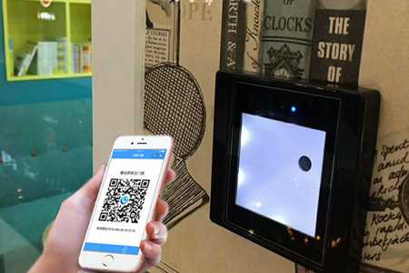 嵌入“二維碼掃描器模塊”，智能門(mén)禁更高端