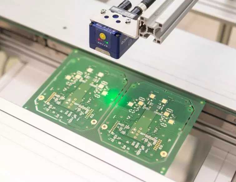 工業讀碼器讀取pcb板上的條碼 工業讀碼器讀取pcb板上的條碼